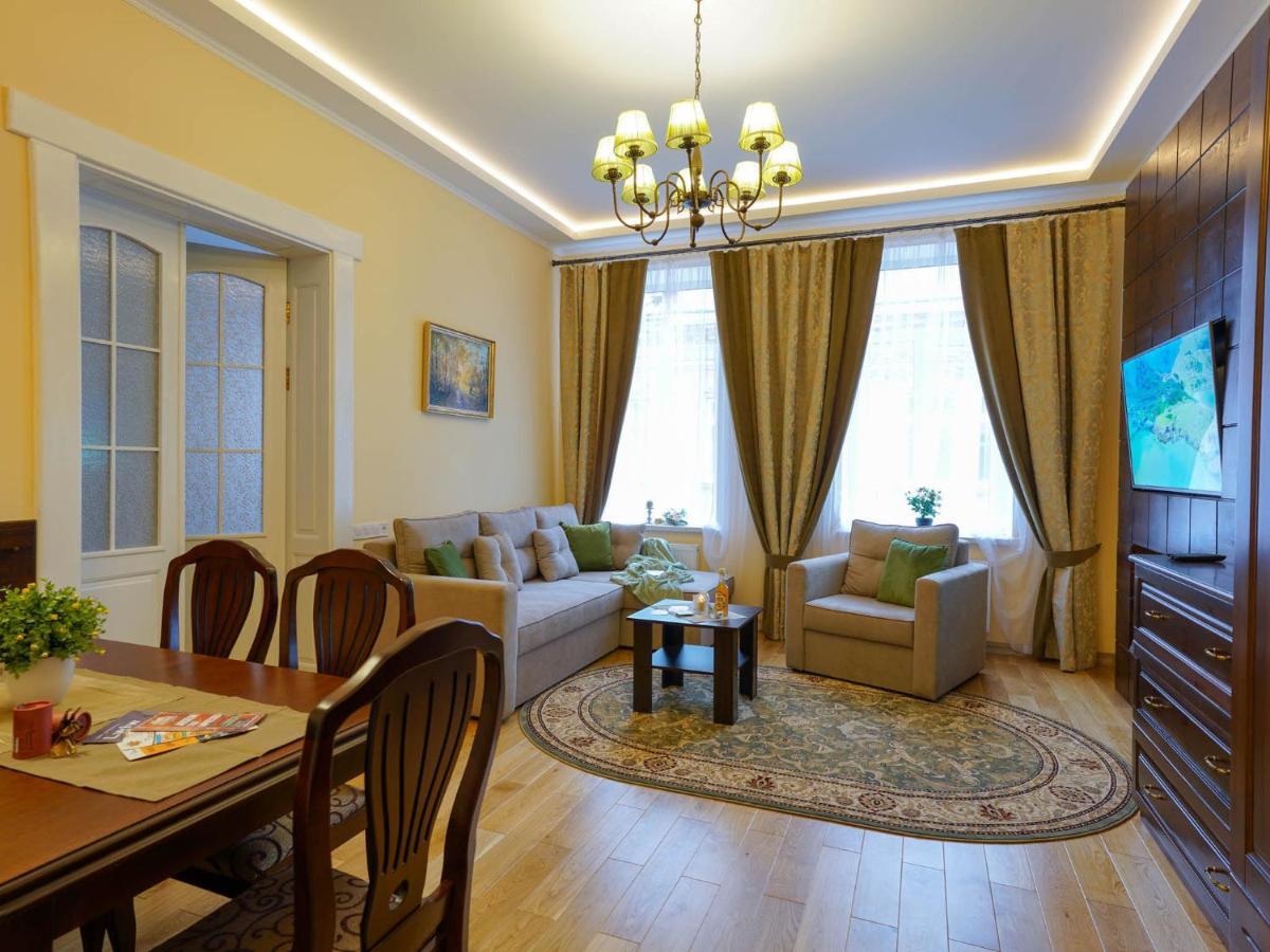 Lviv Suites At Shopena St. 4 Exteriér fotografie