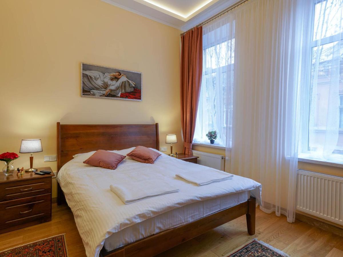 Lviv Suites At Shopena St. 4 Exteriér fotografie
