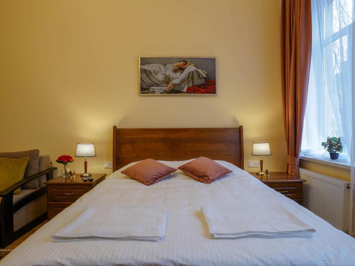 Lviv Suites At Shopena St. 4 Exteriér fotografie