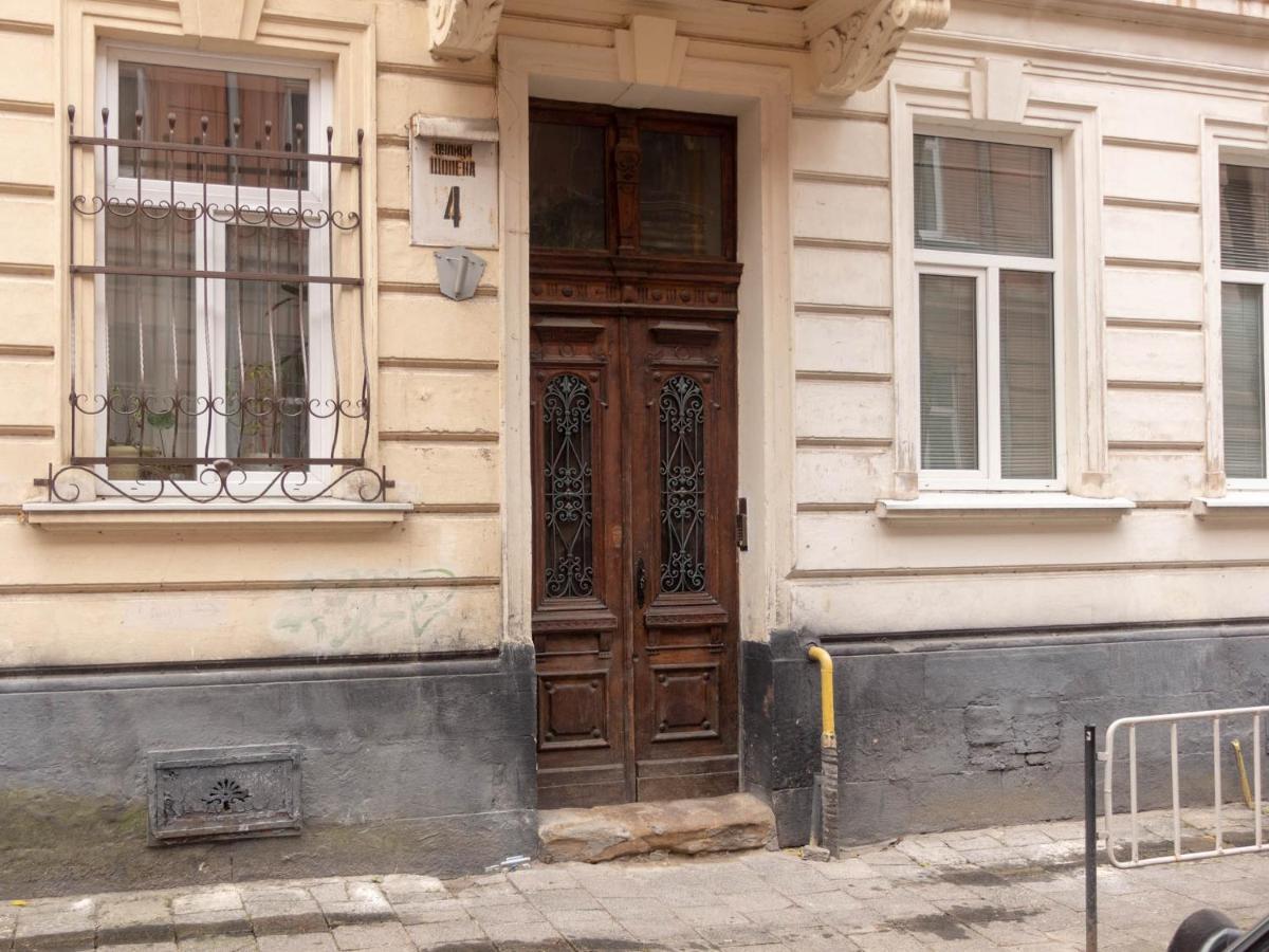Lviv Suites At Shopena St. 4 Exteriér fotografie